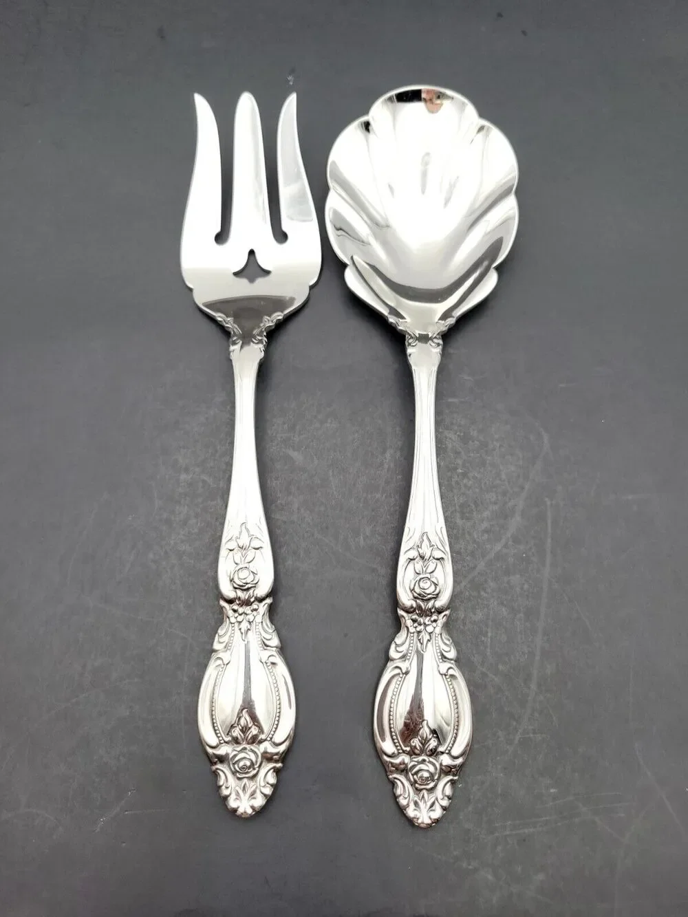 Oneida 18/8 Stainless Heirloom Frederick Serving Set Fork & Spoon (Shell Cassero